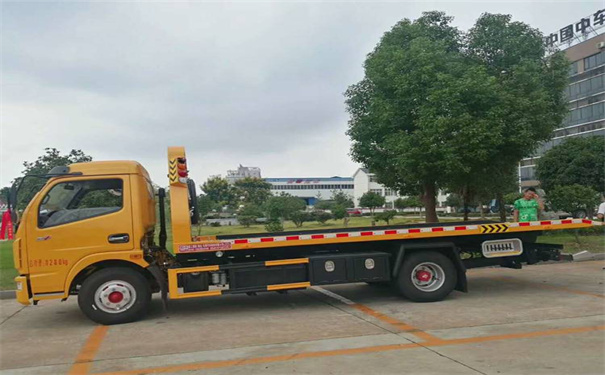 蚌埠定远24小时拖车救援电话号码，定远道路救援公司怎么收费的